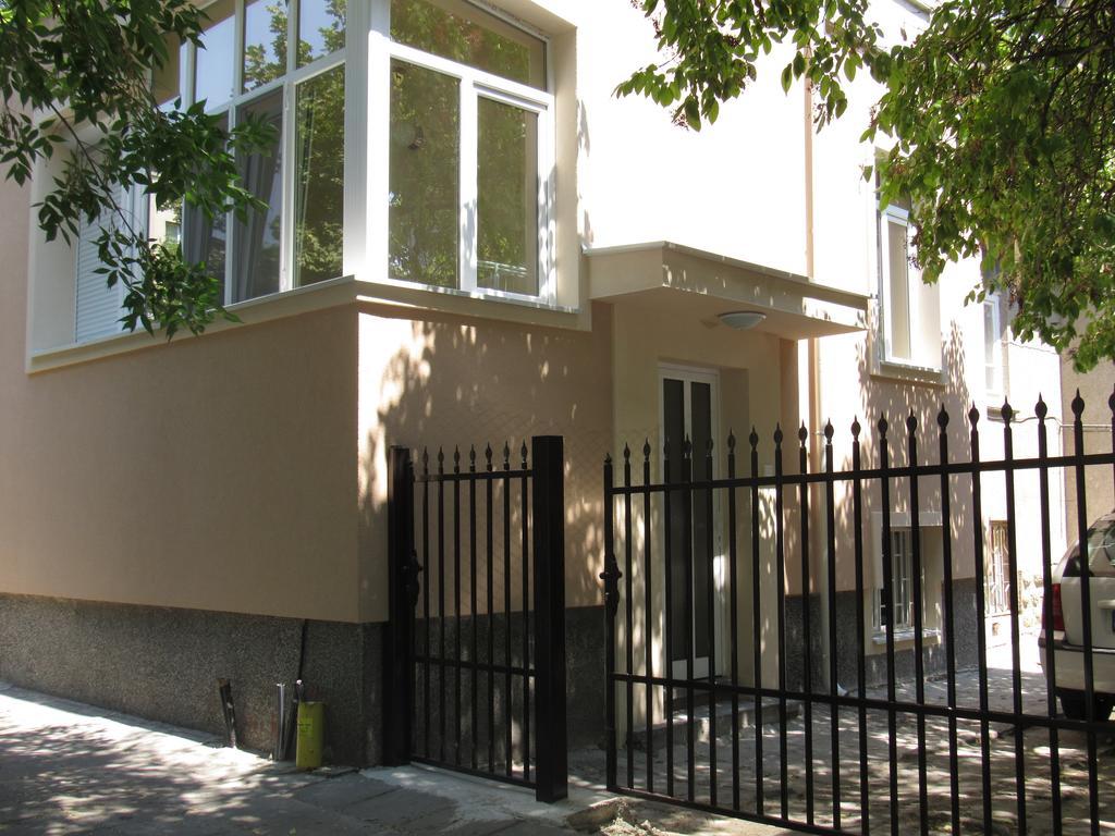 Частна квартира делукс студио
